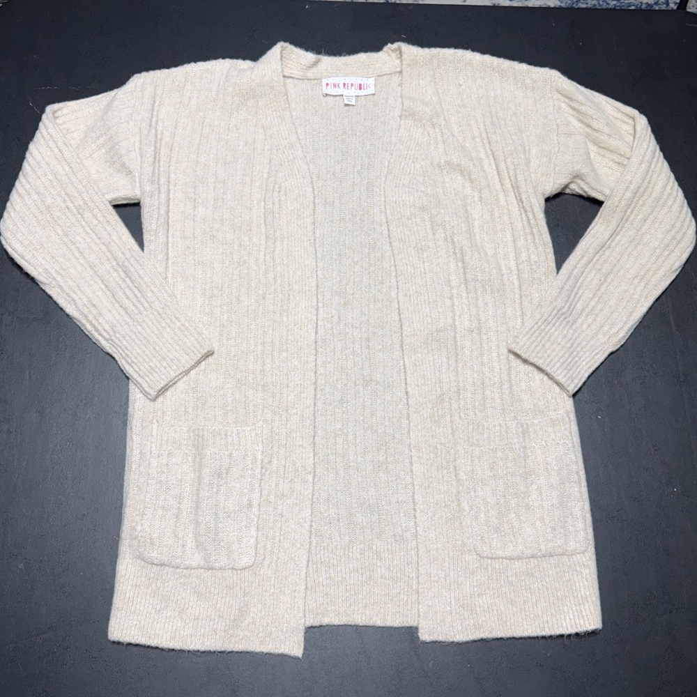Girls Pink Republic Size Medium Sweater with Pockets